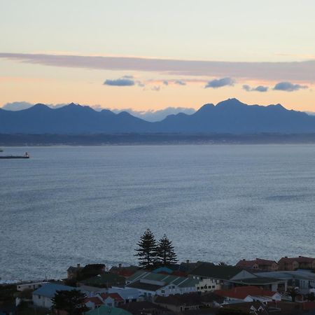 3Coloursblue Guest House Mossel Bay Exterior photo