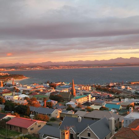 3Coloursblue Guest House Mossel Bay Exterior photo