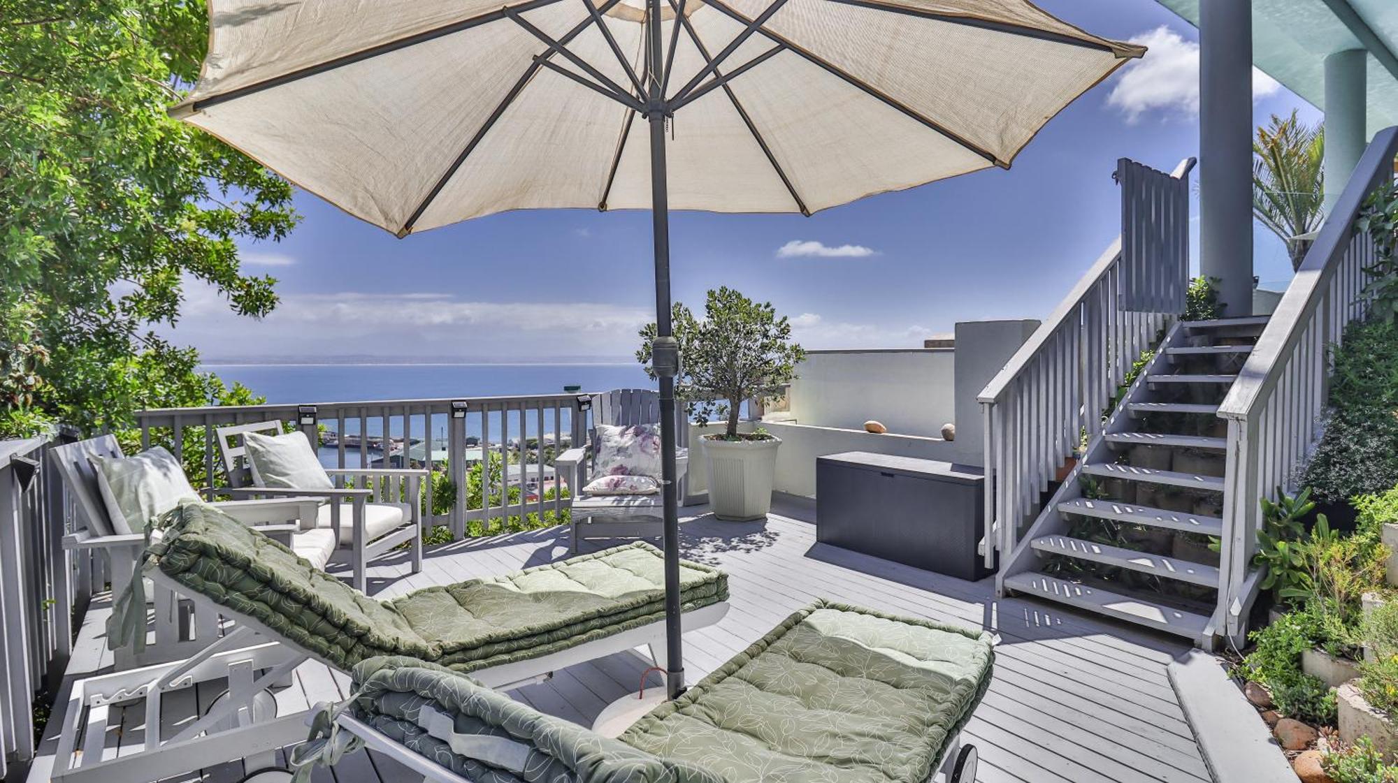 3Coloursblue Guest House Mossel Bay Exterior photo