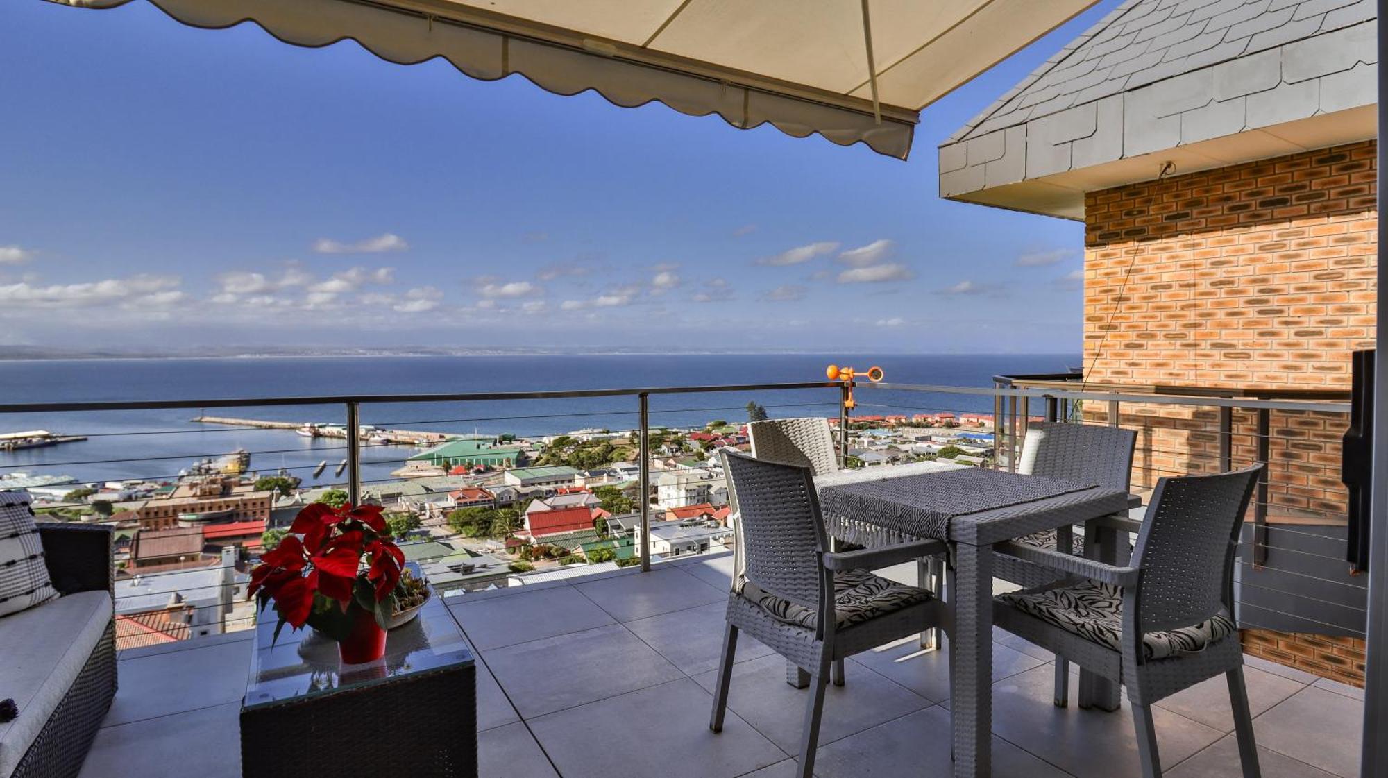 3Coloursblue Guest House Mossel Bay Exterior photo