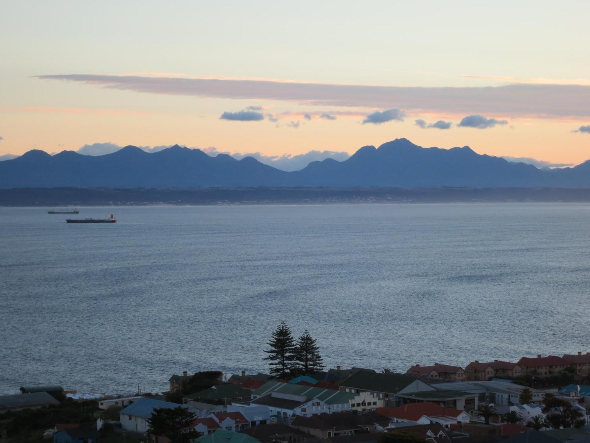 3Coloursblue Guest House Mossel Bay Exterior photo